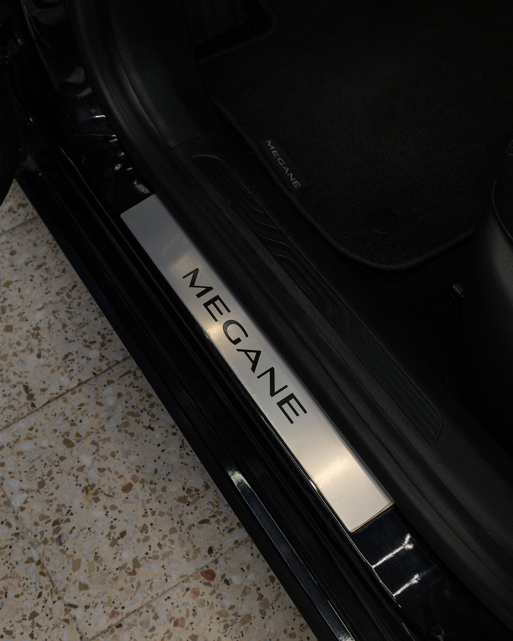 Renault Megane GT Line  - Thumbnail 3