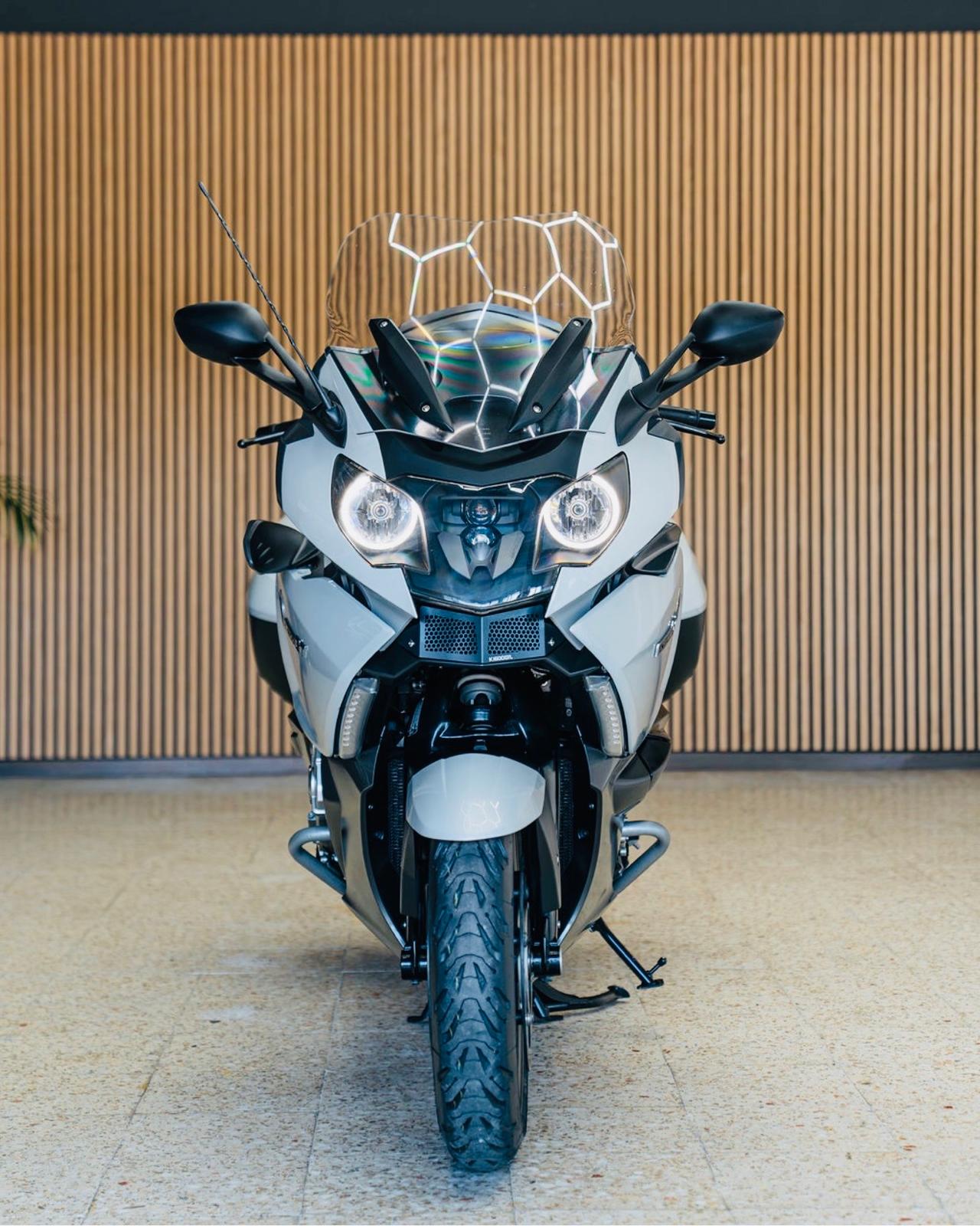BMW K1600GT