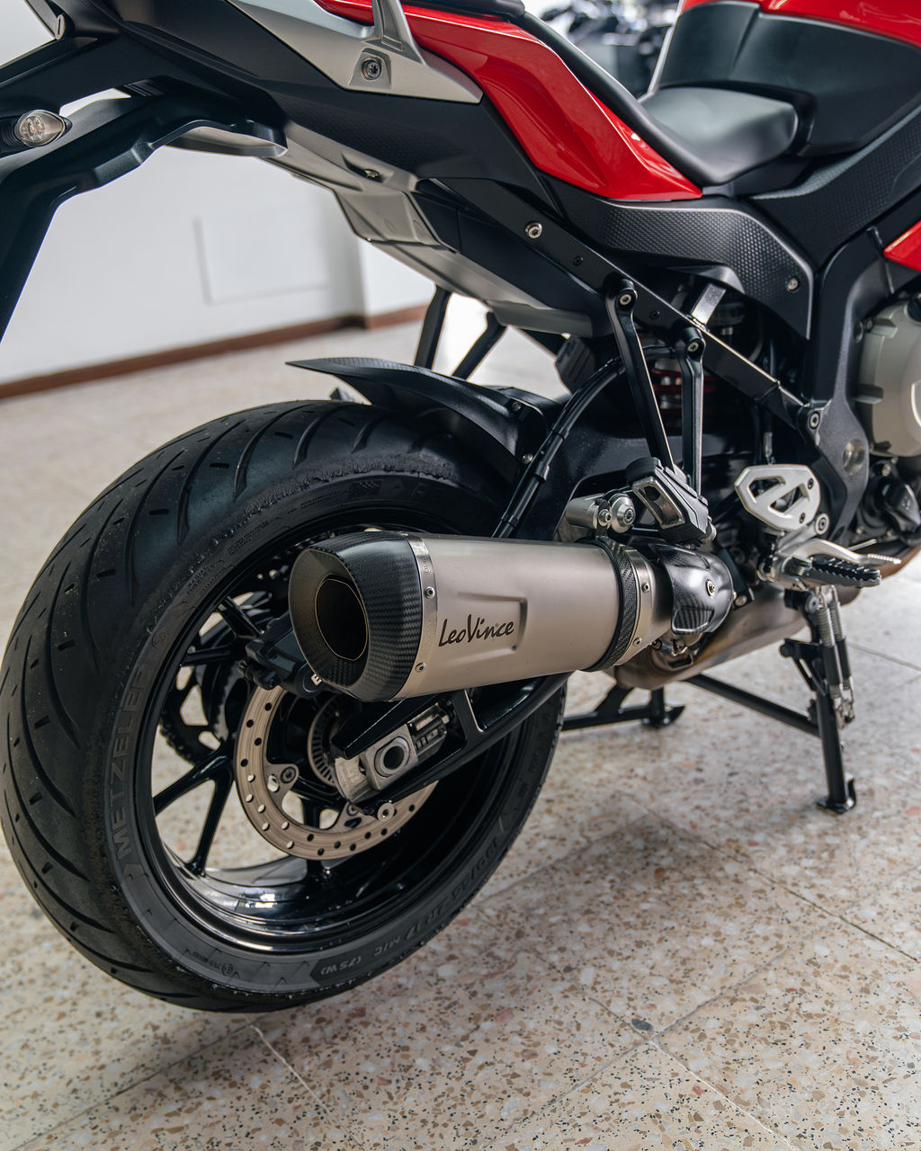 BMW S1000XR - Thumbnail 6