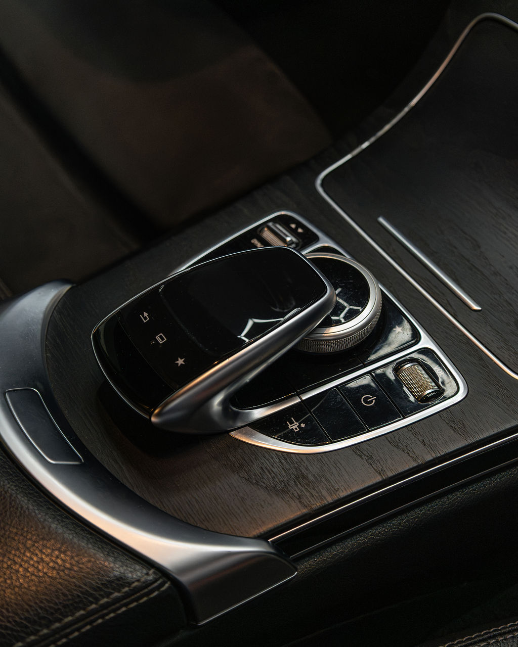 MERCEDES C 180 COUPÉ AMG - Thumbnail 12