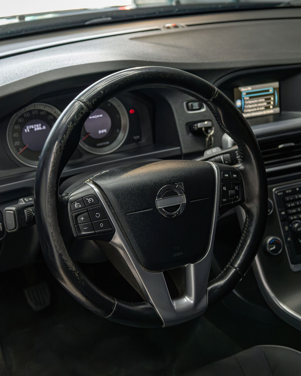 Volvo V60 - Thumbnail 9