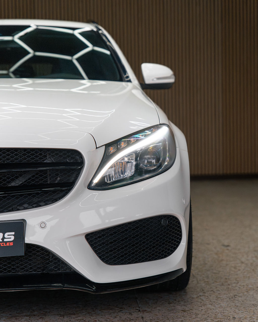 Mercedes-Benz C 300 BlueTEC Hybrid AMG Line - Thumbnail 2