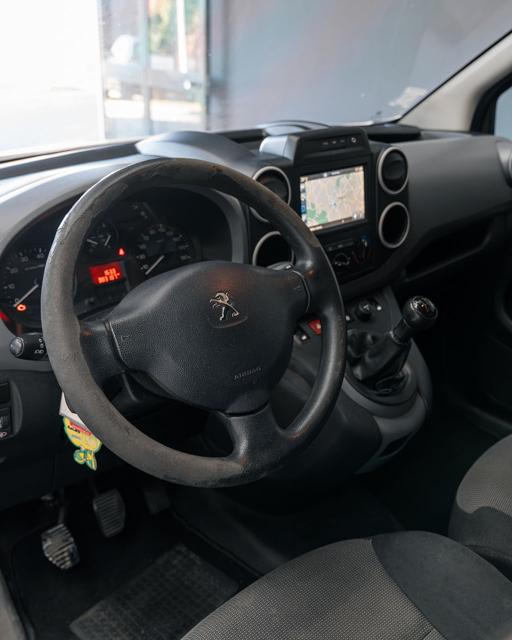 Peugeot Partner - PEUGEOT PARTNER  - Thumbnail 6