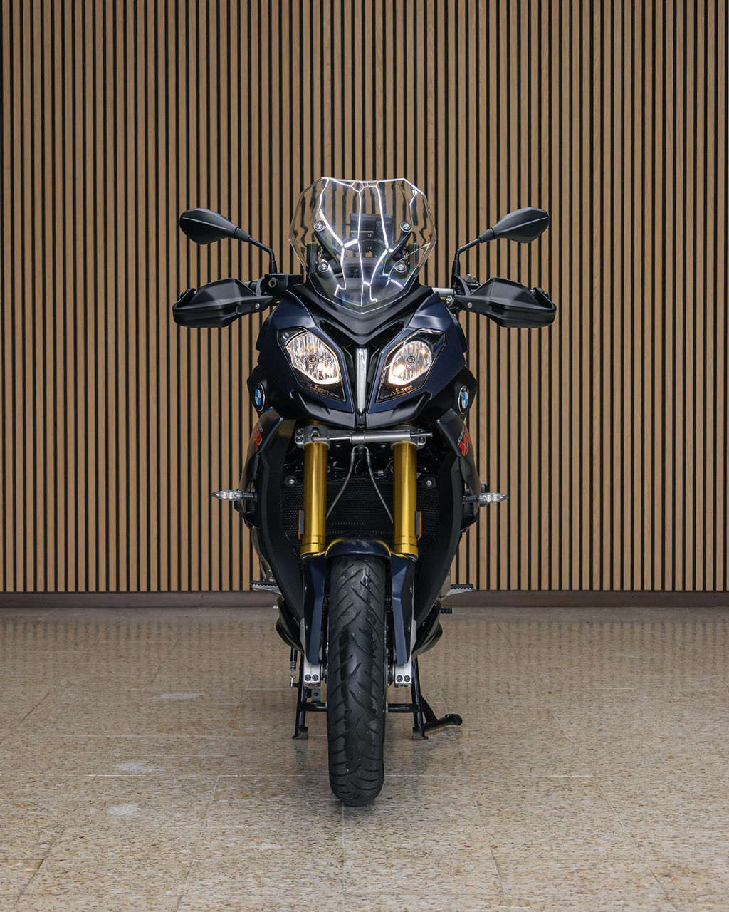 BMW S1000XR