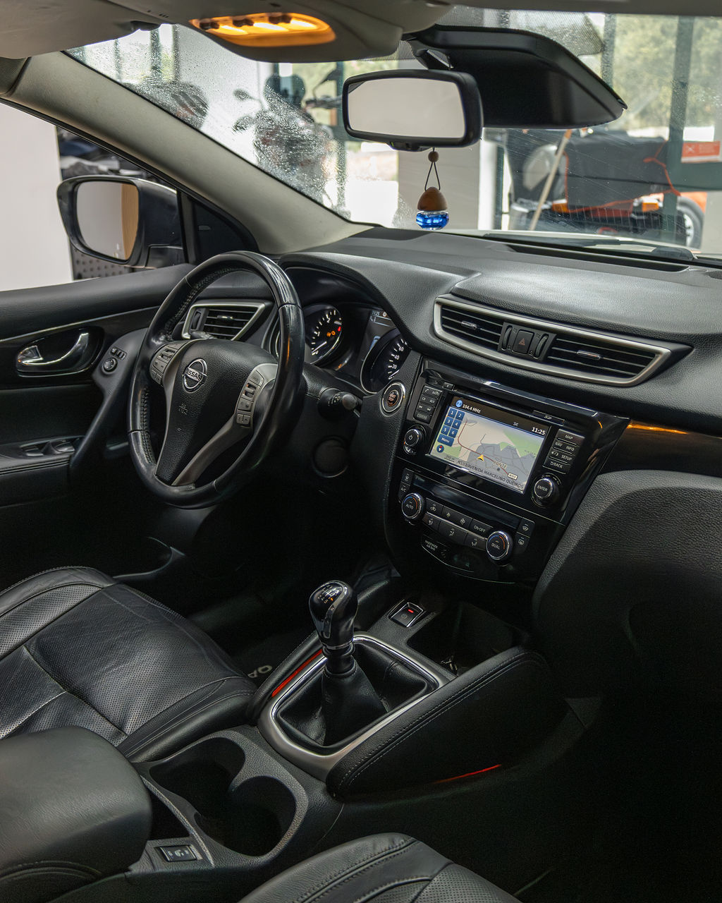 Nissan Qashqai Tekna  - Thumbnail 10