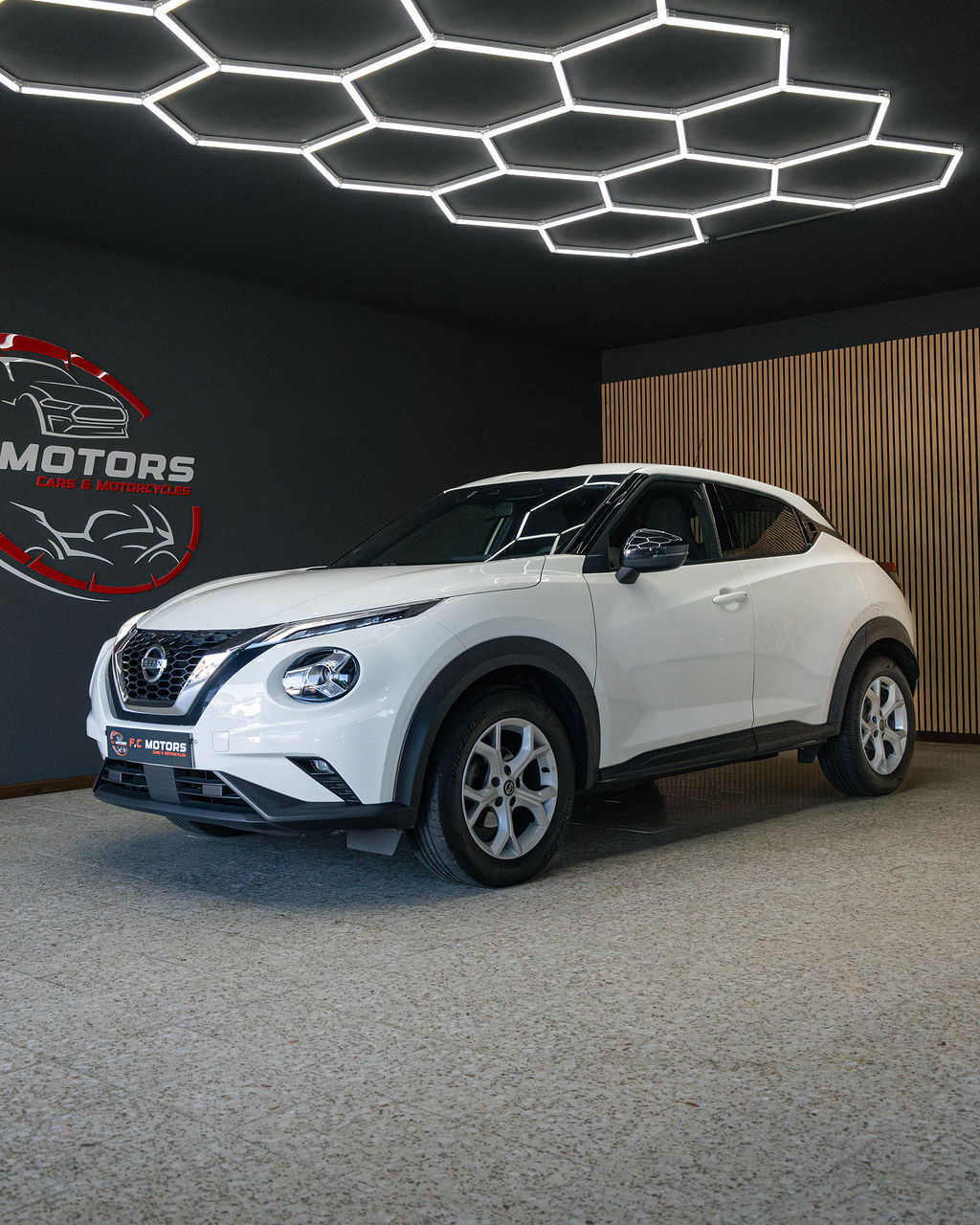 Nissan Juke  - Thumbnail 6