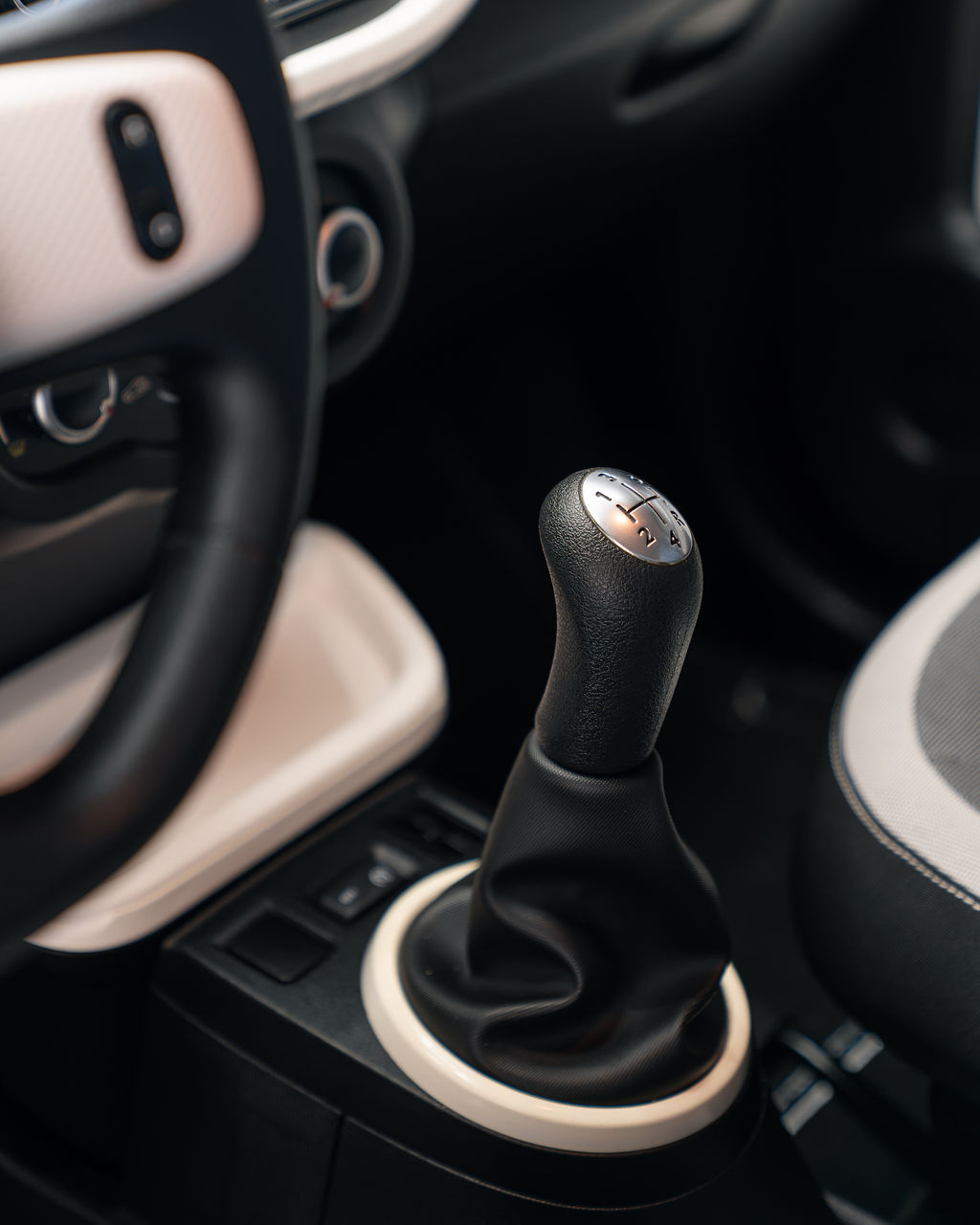 RENAULT TWINGO - Thumbnail 7