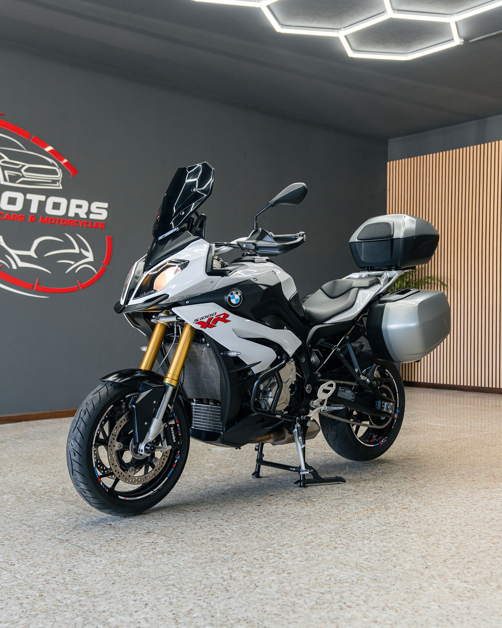 BMW S1000XR - Thumbnail 2