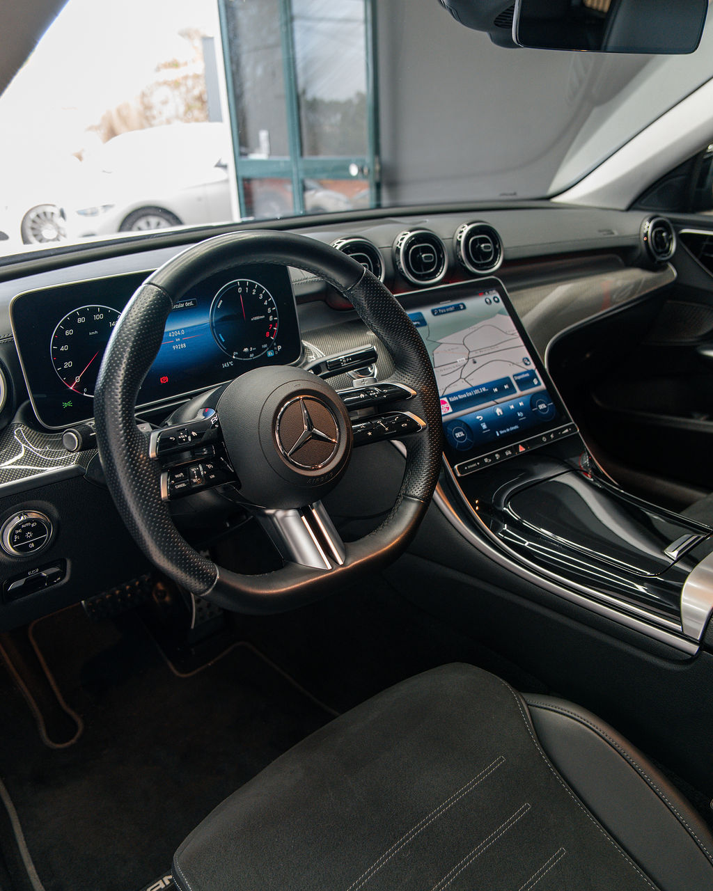 Mercedes-Benz C 300e  AMG Line - Thumbnail 8