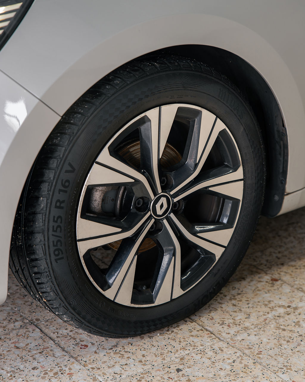 Renault Clio – Bifuel (Gasolina & GPL) - Thumbnail 7