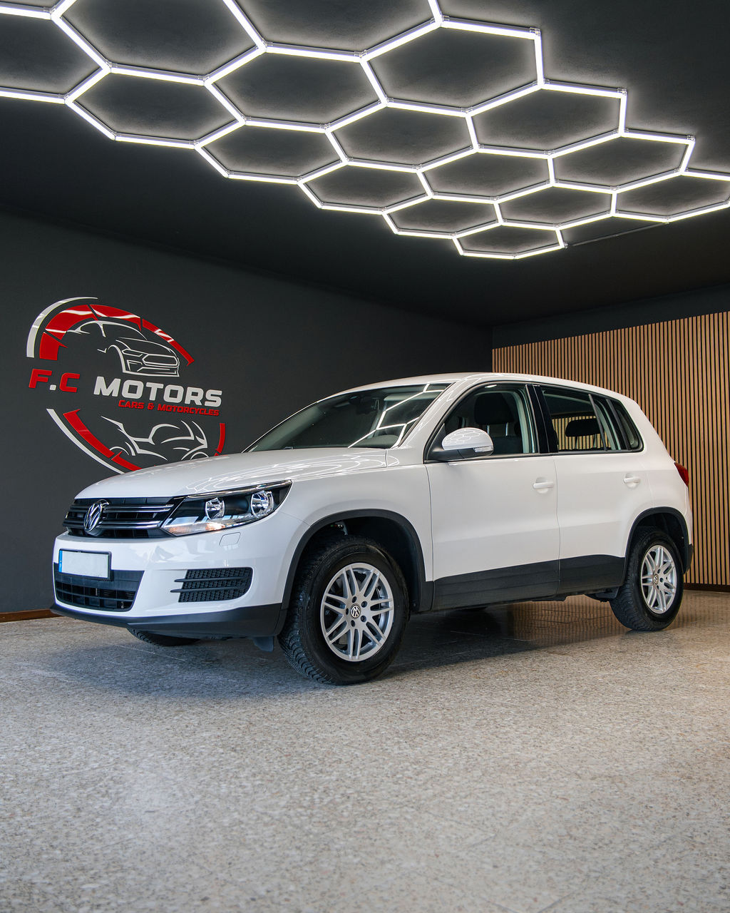 Tiguan - Thumbnail 2