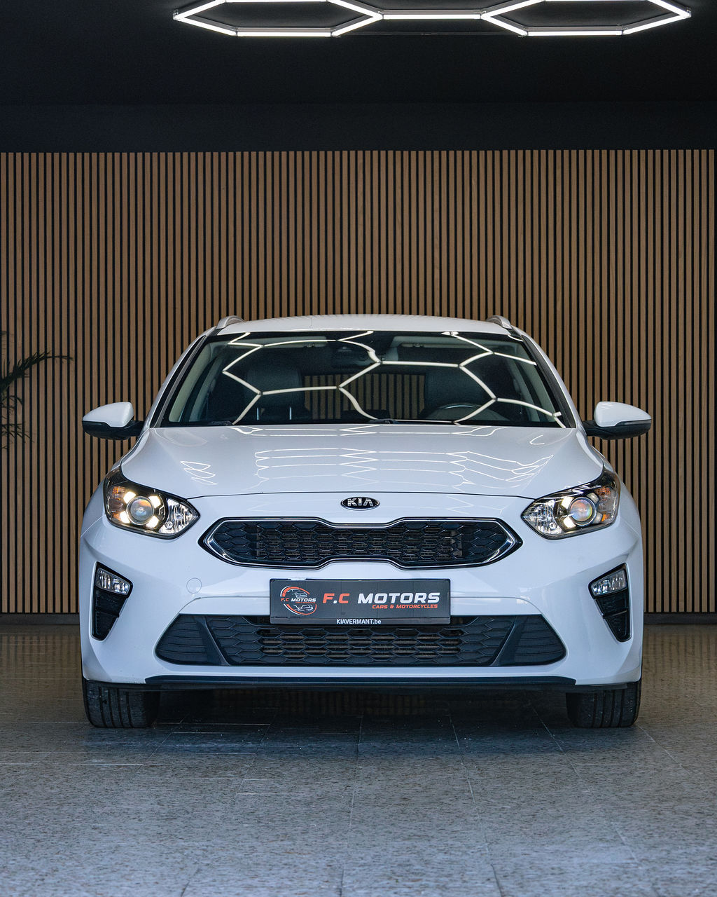KIA Ceed 1.6 EcoDynamic+ ( Iva dedutivel)