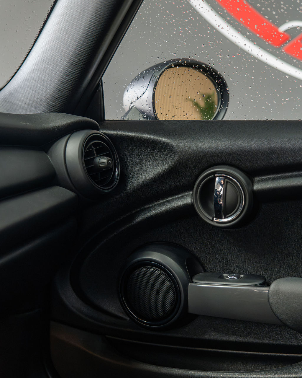 Mini Cooper d  - Thumbnail 11