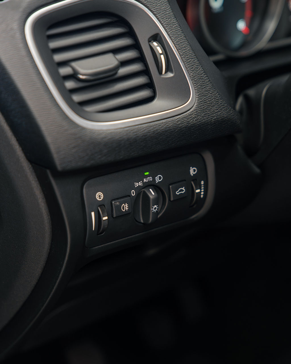 Volvo V40 1.6 D2 - Thumbnail 11