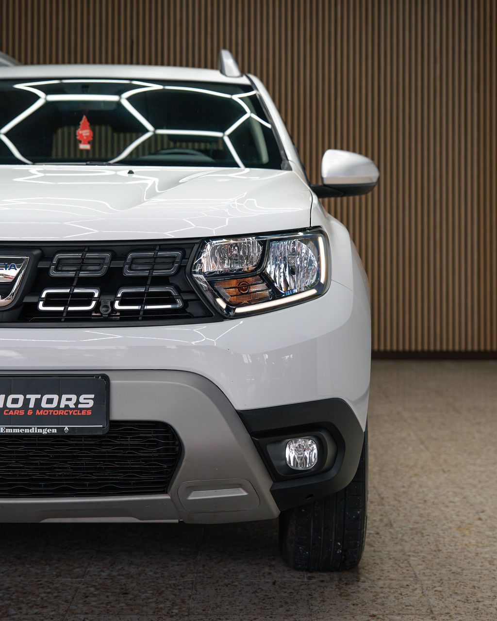 Dacia Duster  - Thumbnail 2