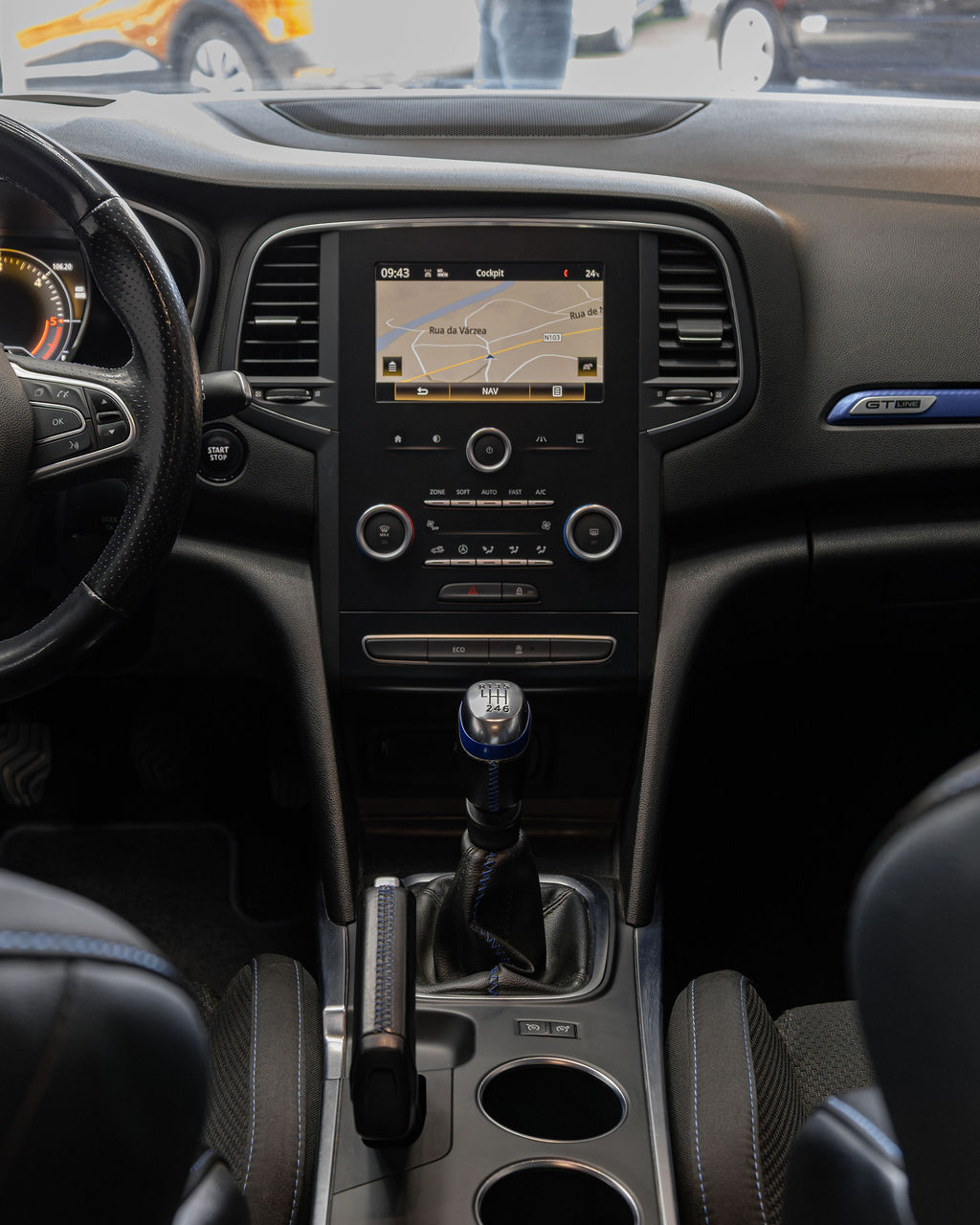 Renault Megane GT Line  - Thumbnail 3