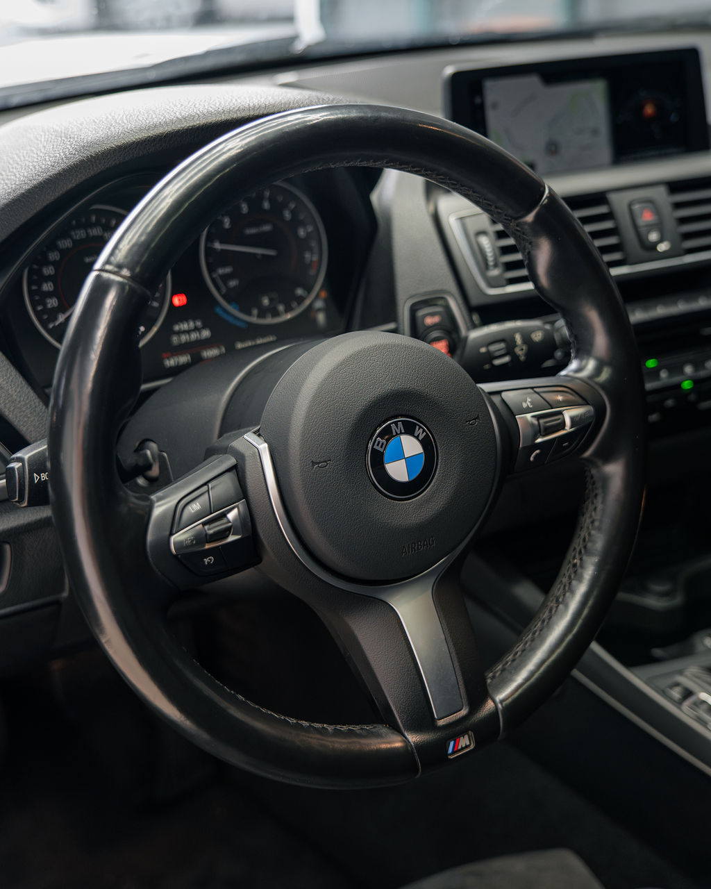 BMW 118i  PACK M - Thumbnail 5