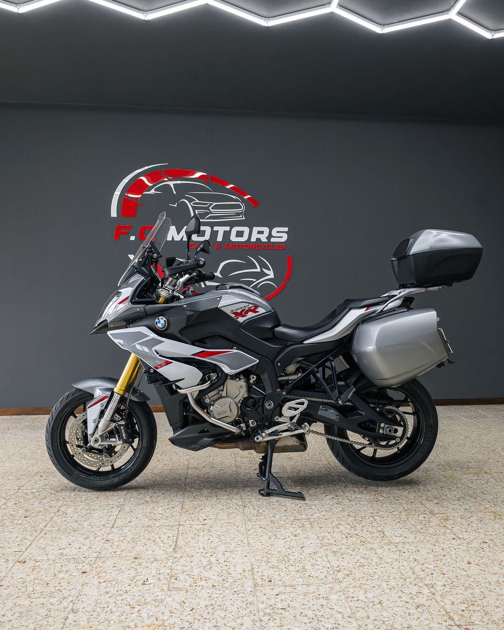 BMW S1000XR - Thumbnail 8