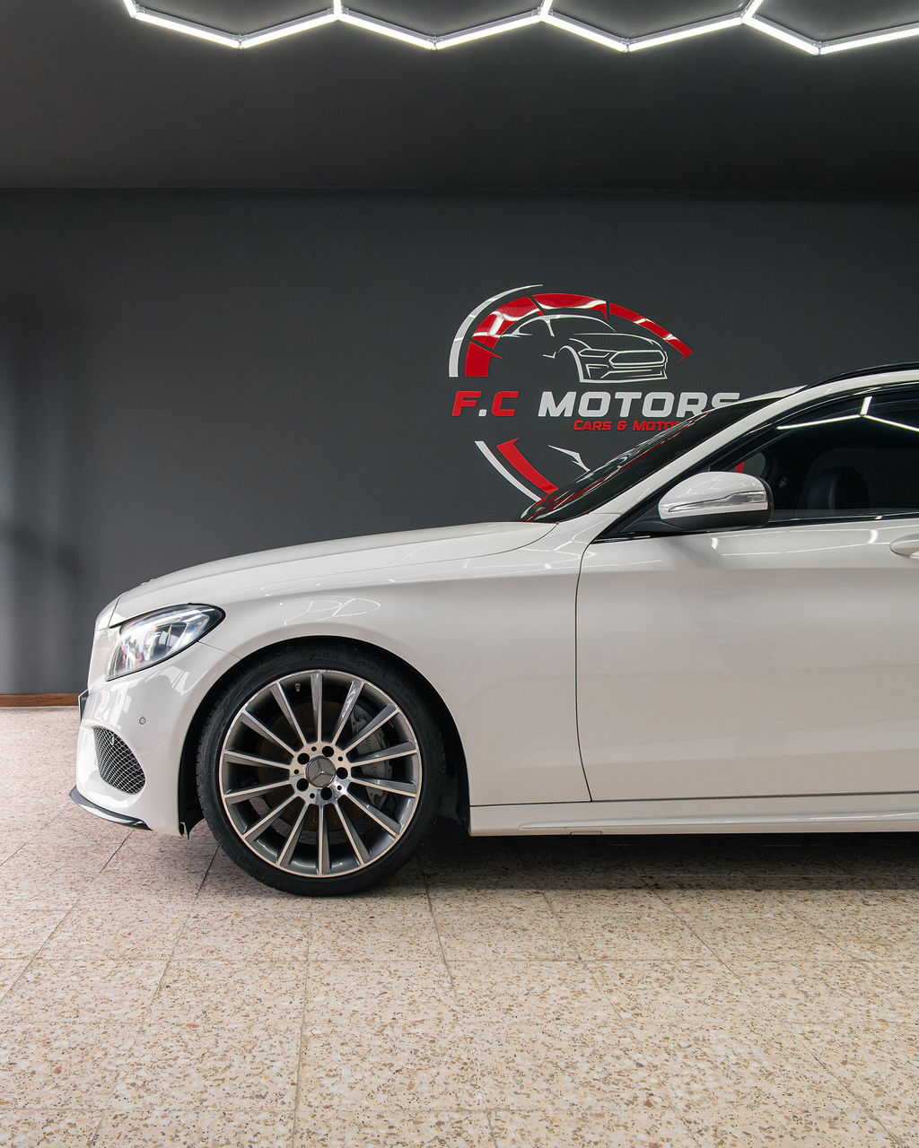 Mercedes-Benz C 300 BlueTEC Hybrid AMG Line - Thumbnail 4