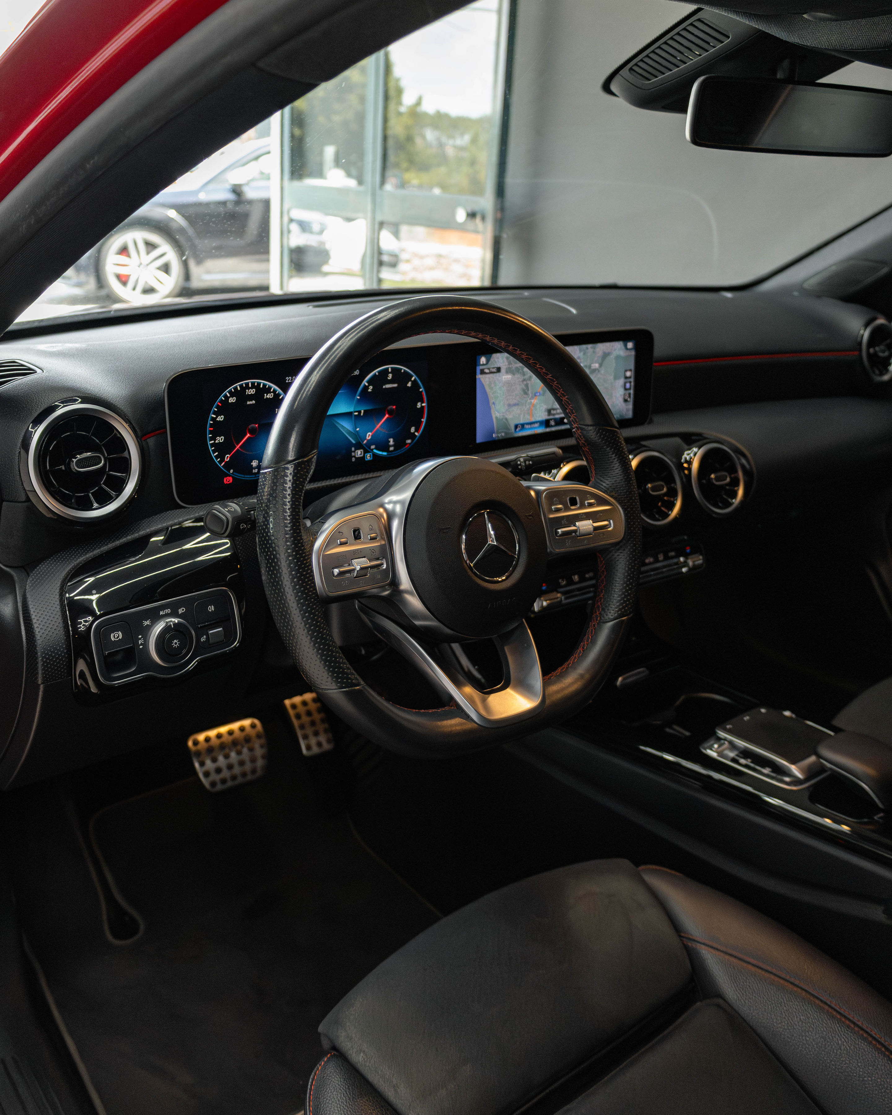 Mercedes A 180 D AMG - Thumbnail 11