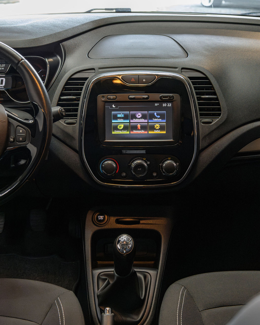 Renault Captur - Thumbnail 11