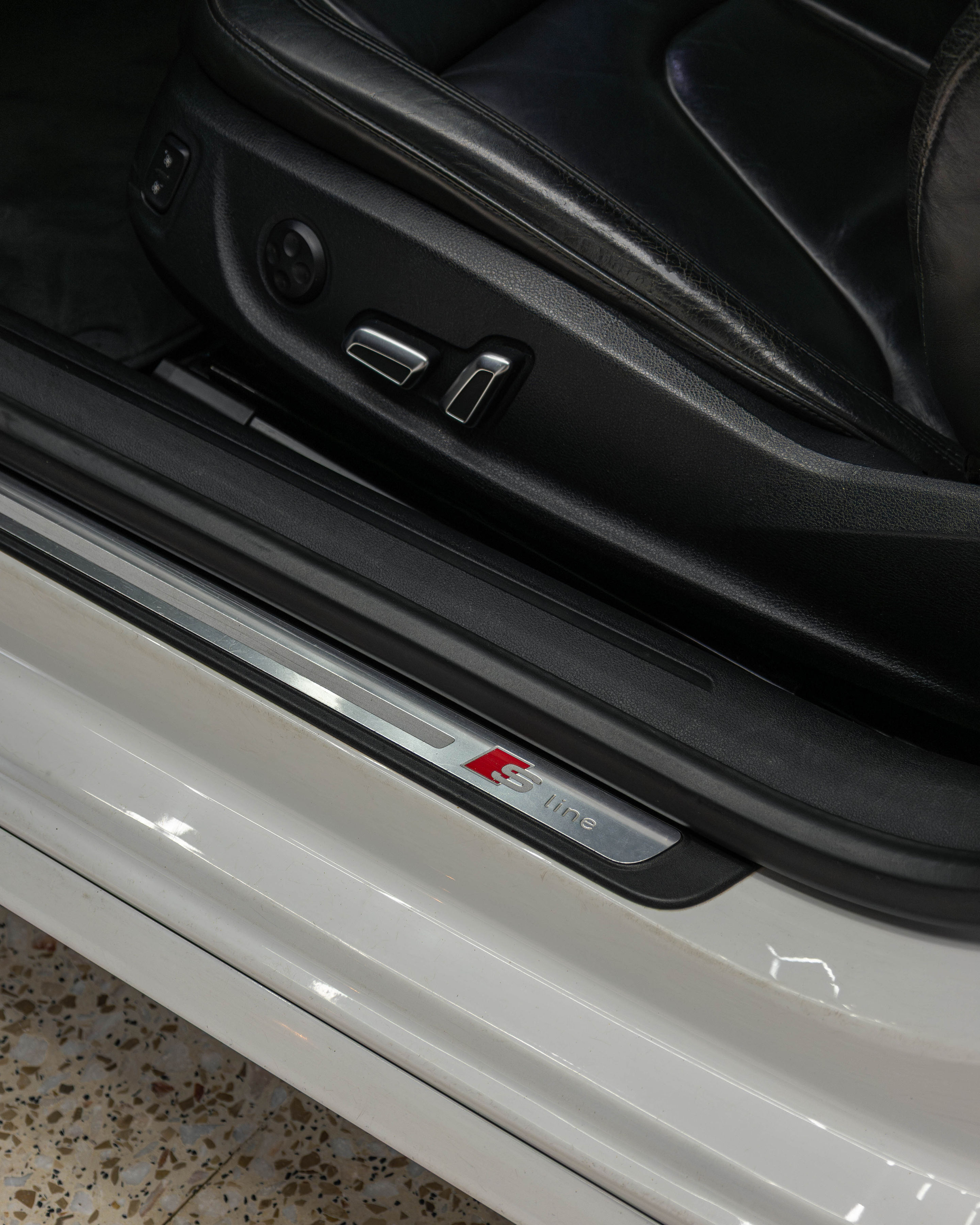 AUDI A5  CABRIO S-LINE - Thumbnail 10