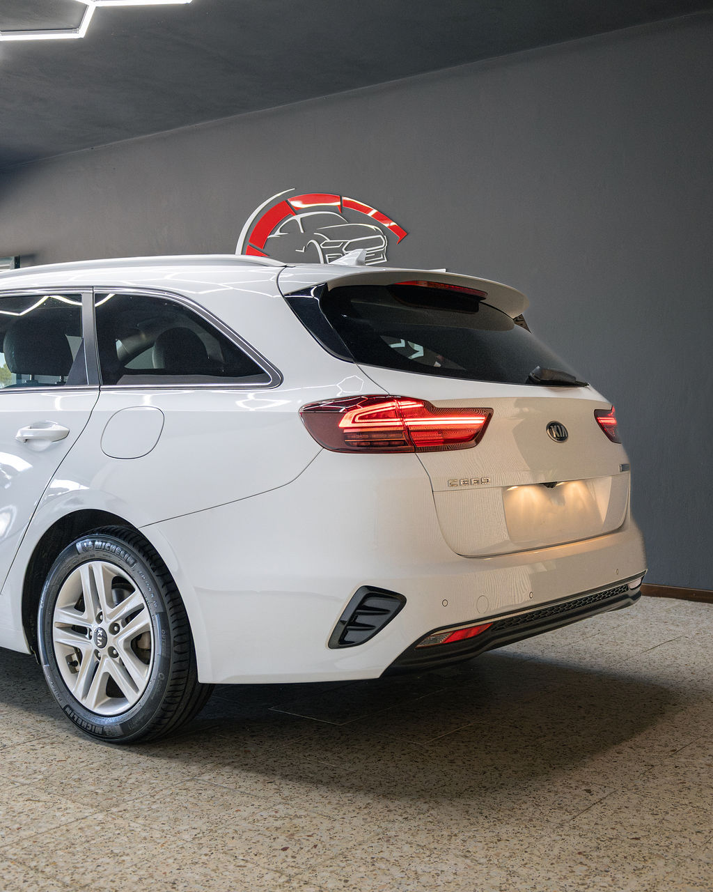 KIA Ceed 1.6 EcoDynamic+ ( Iva dedutivel) - Thumbnail 7