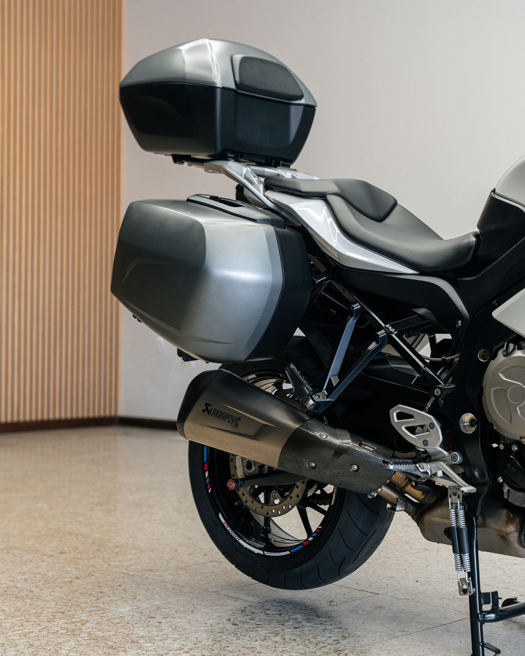 BMW S1000XR - Thumbnail 12