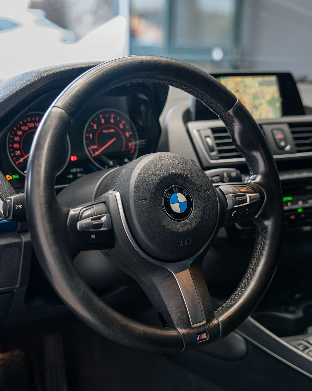 BMW 118i  PACK M - Thumbnail 11