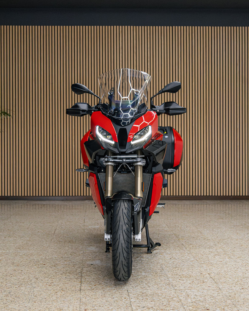 BMW S1000XR