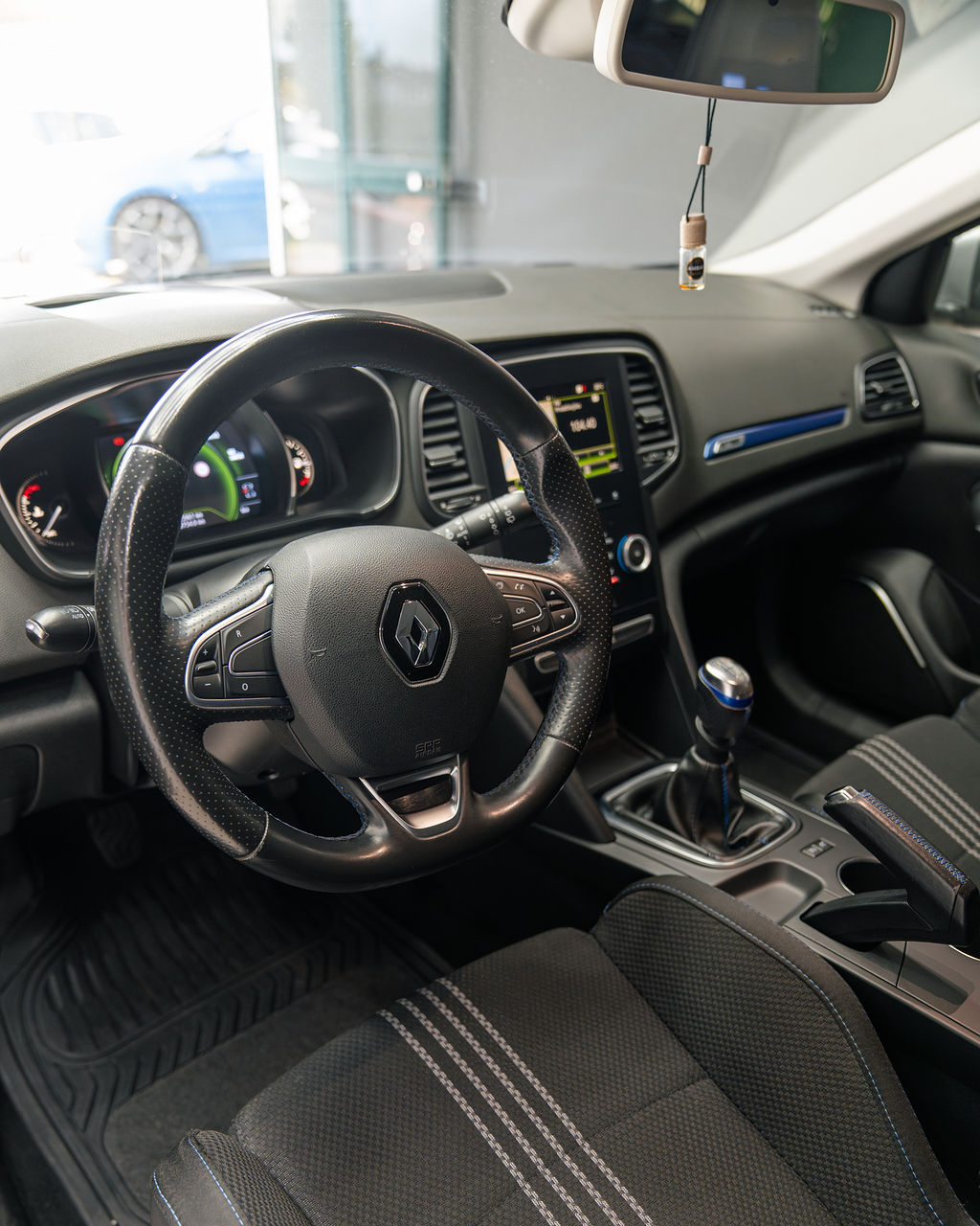Renault Megane GT Line  - Thumbnail 4