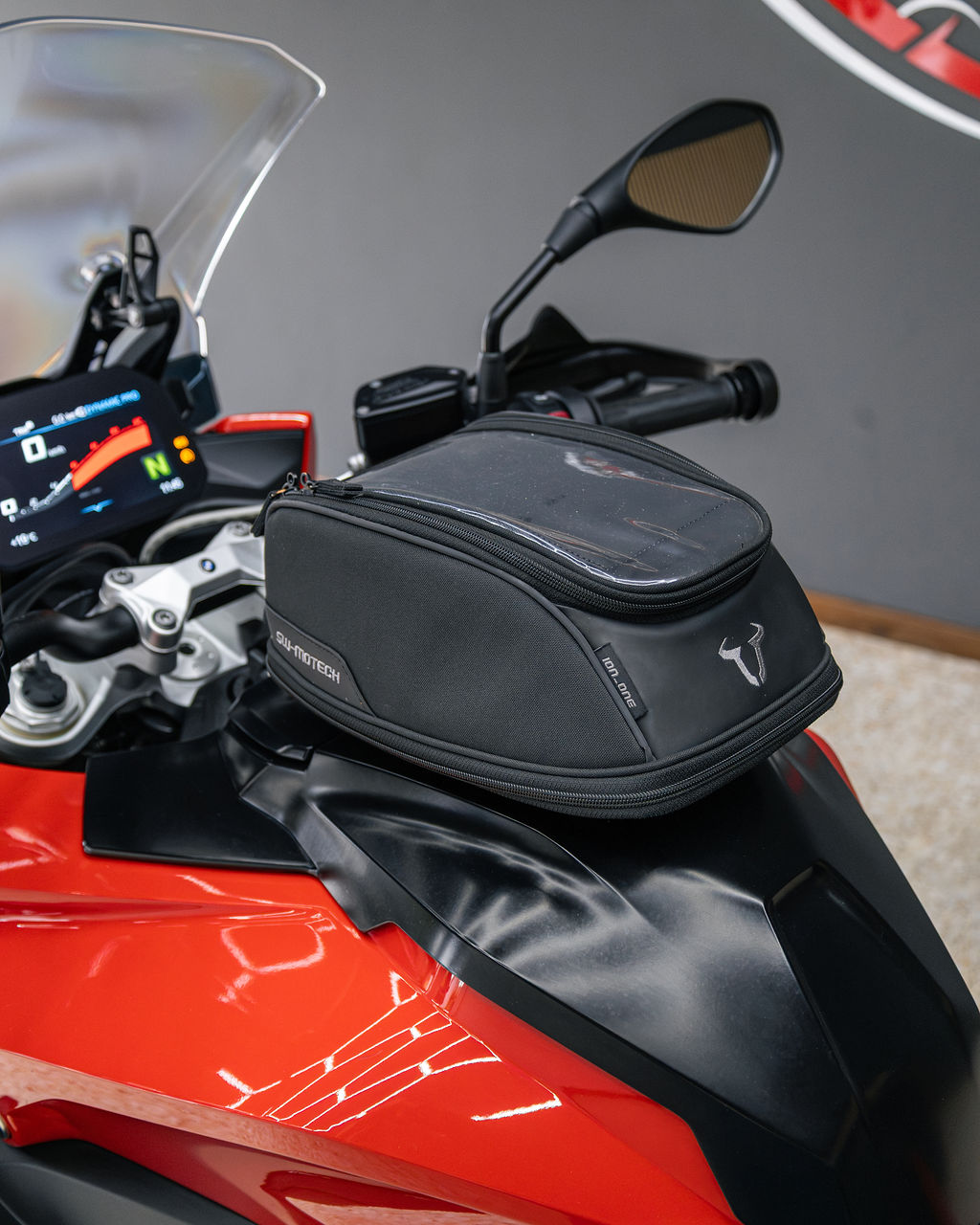 BMW S1000XR - Thumbnail 5