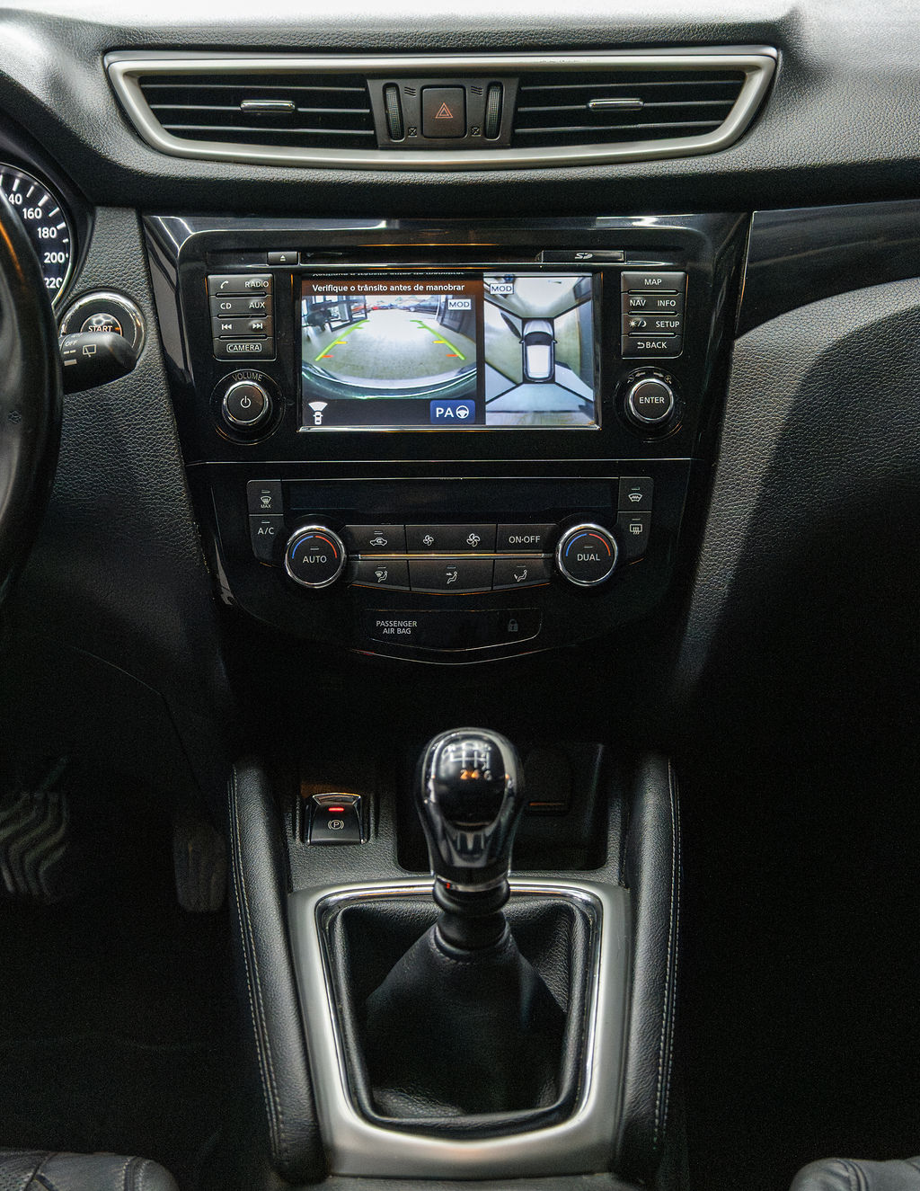 Nissan Qashqai Tekna  - Thumbnail 6