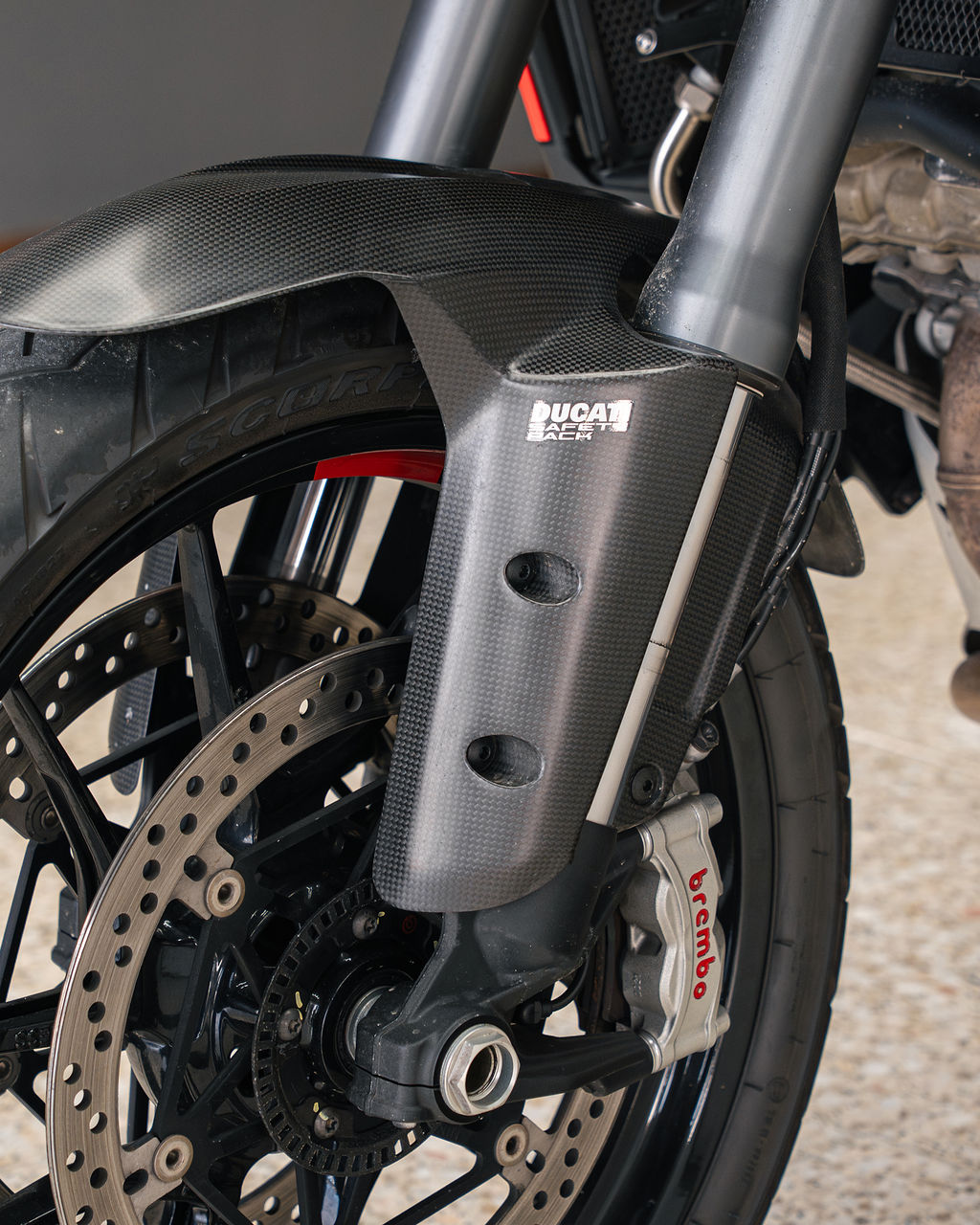 DUCATI - Thumbnail 8