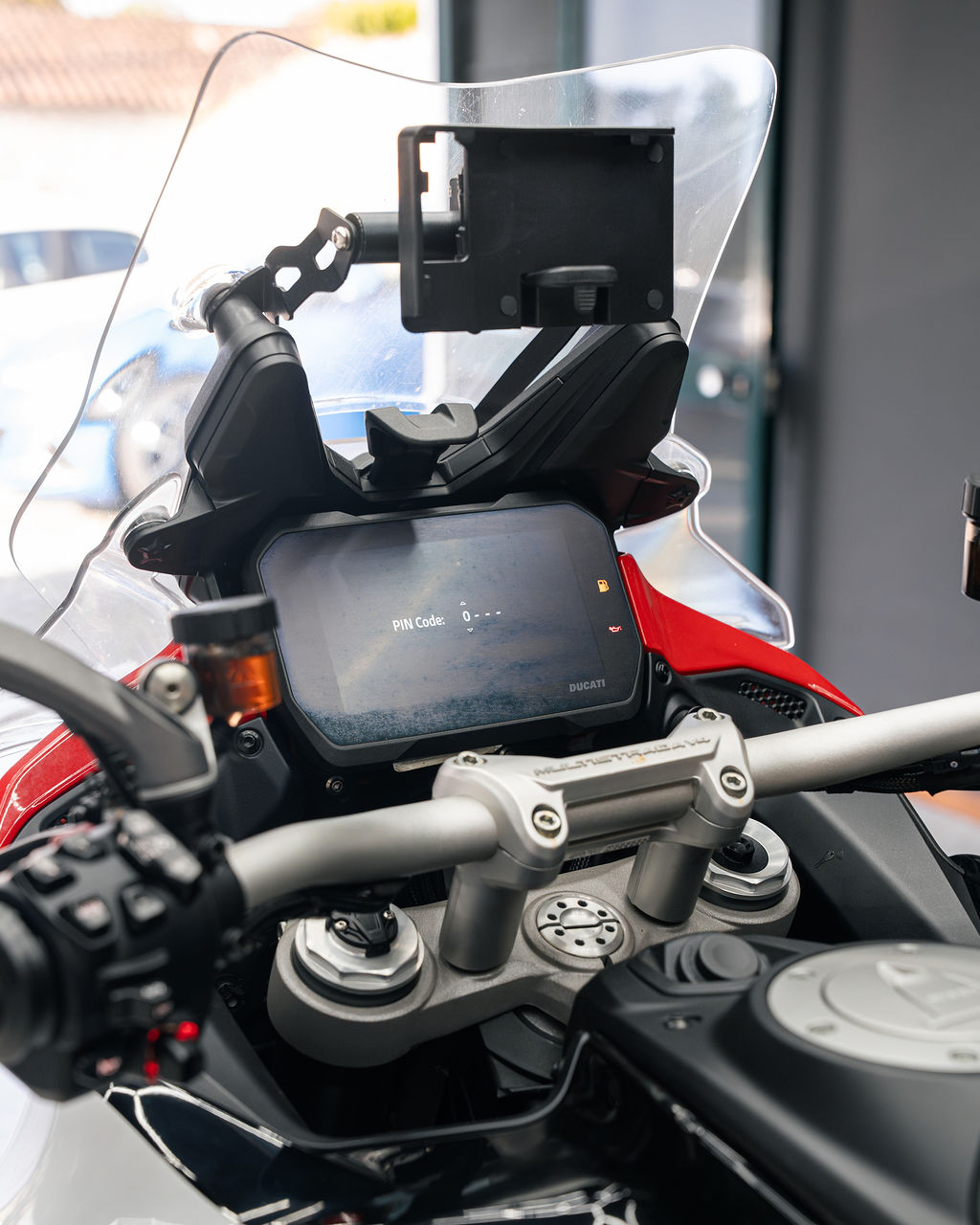 DUCATI - Thumbnail 6