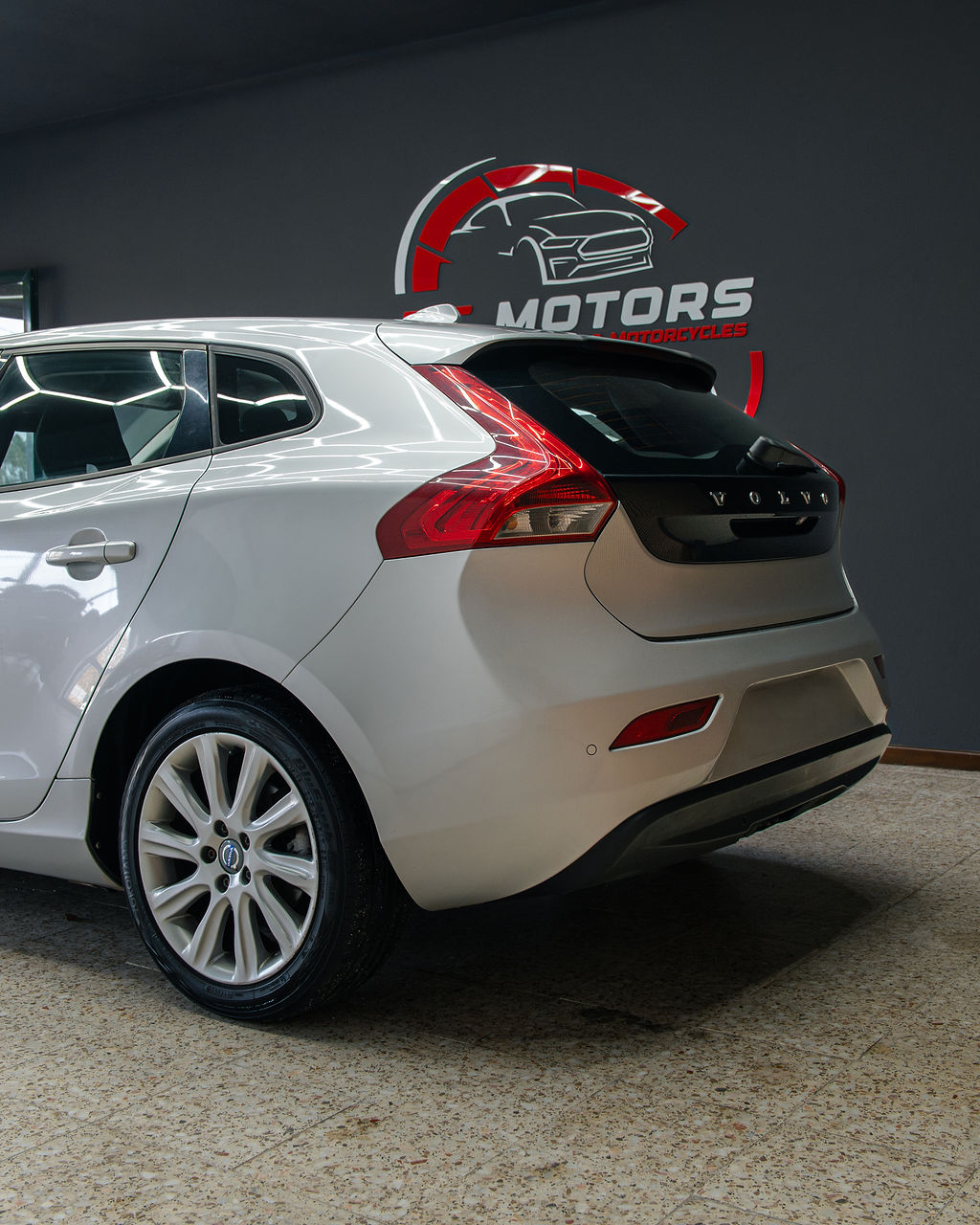 Volvo V40 1.6 D2 - Thumbnail 4