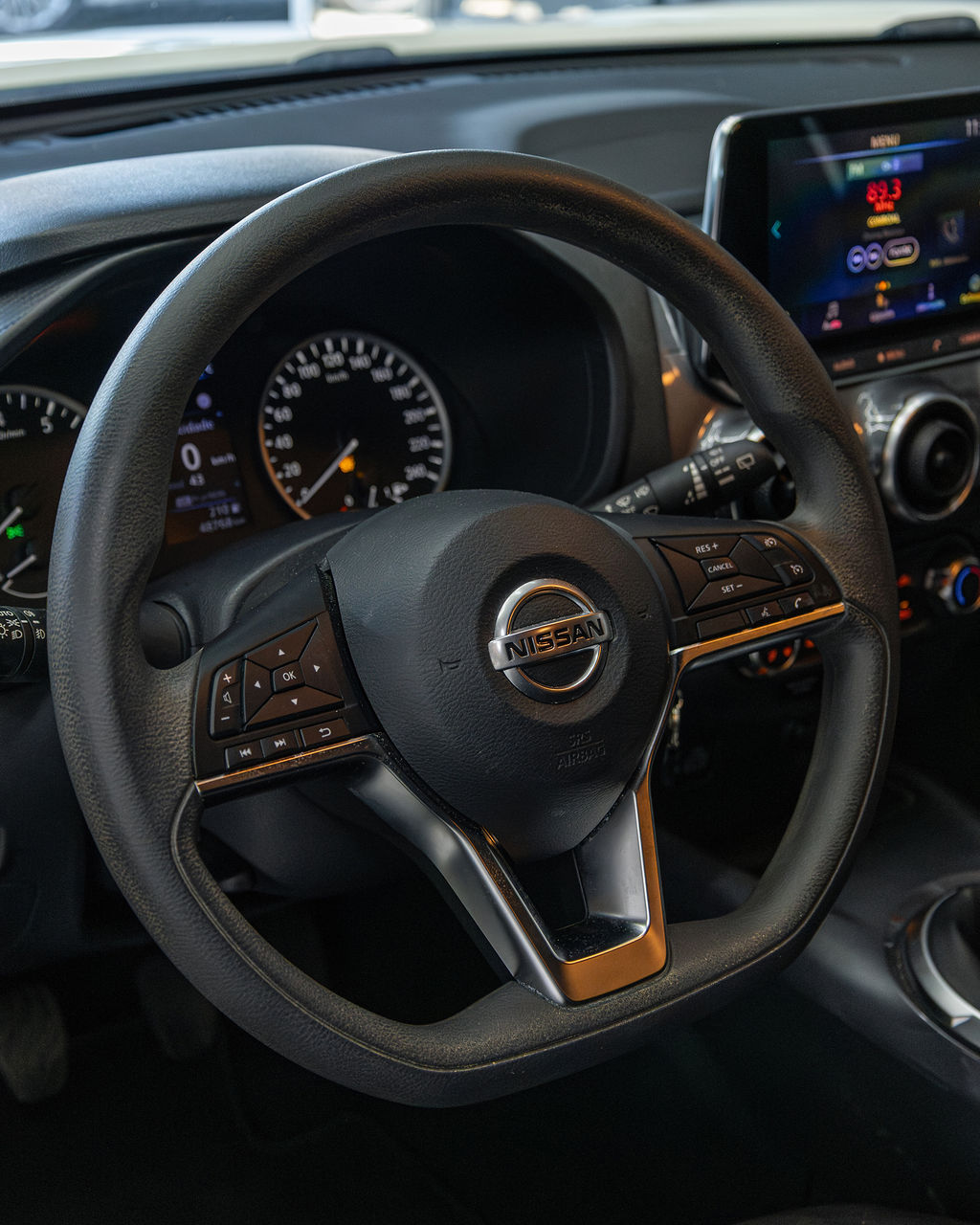 Nissan Juke  - Thumbnail 10