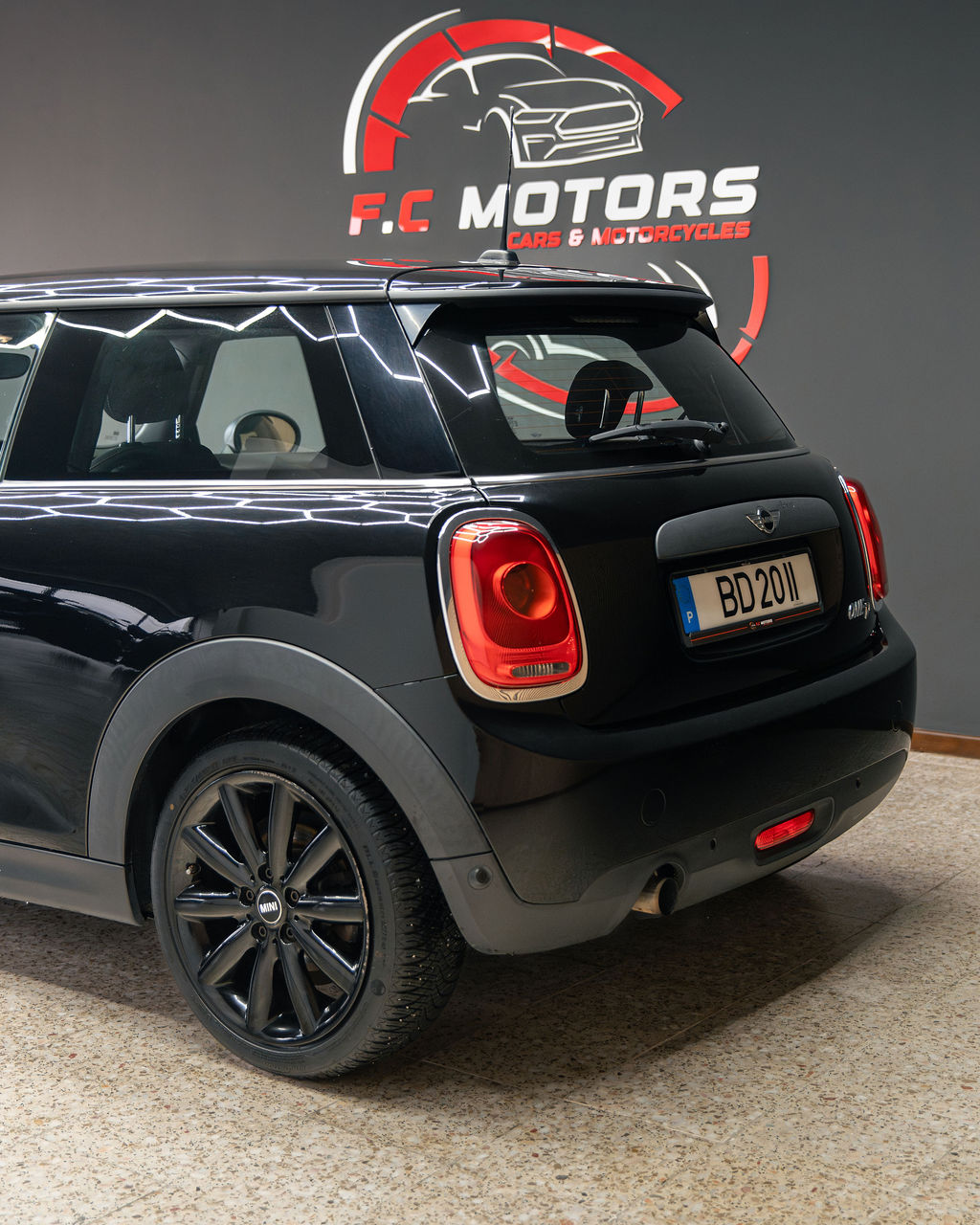 Mini Cooper d  - Thumbnail 9