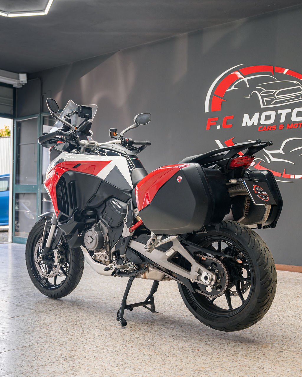 DUCATI - Thumbnail 4