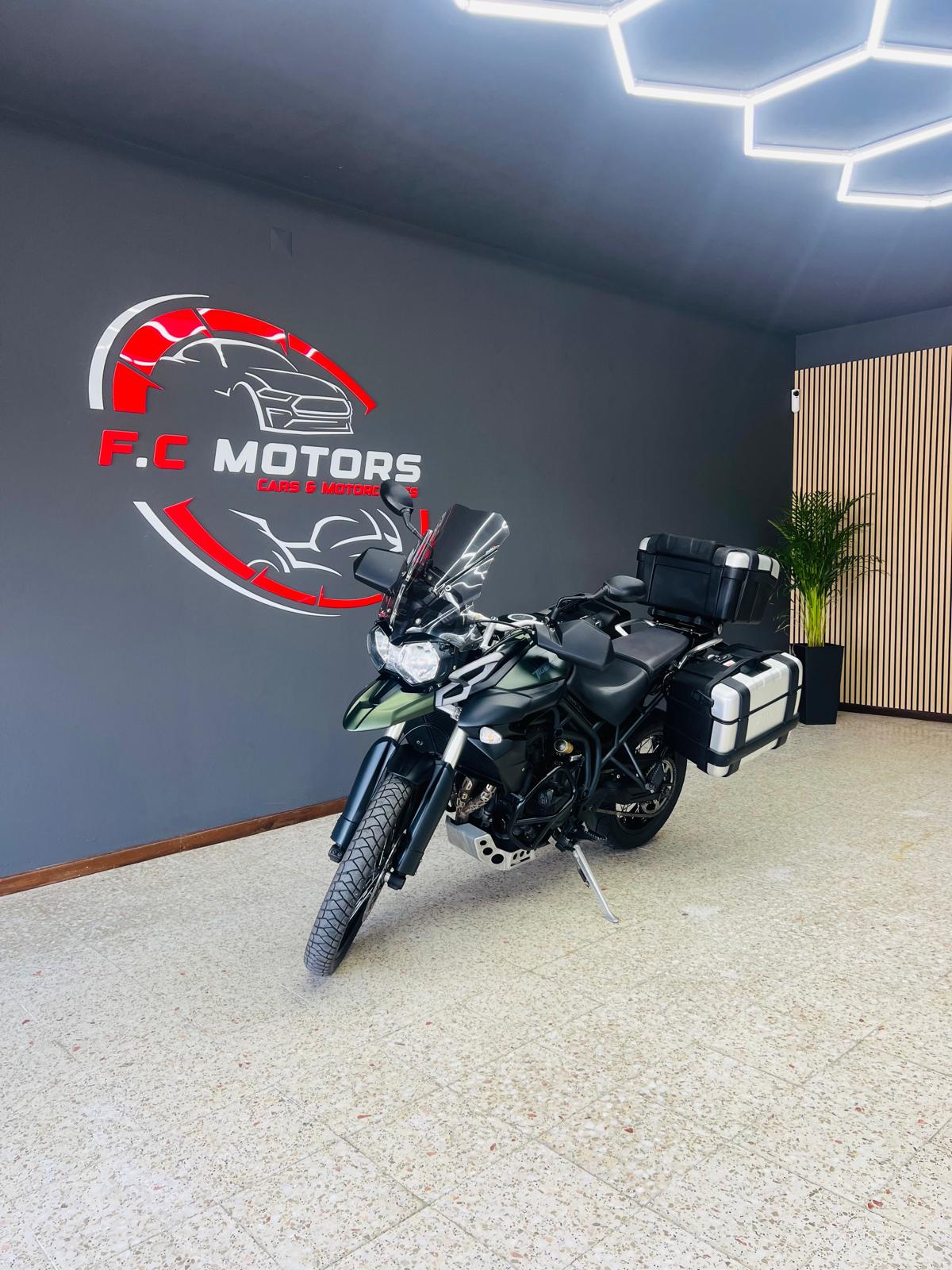 Triumph Tiger 800 - TRIUMPH TIGER 800XC - Thumbnail 3